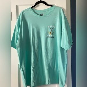 Men’s Salty Crew “Tailed” Tee.